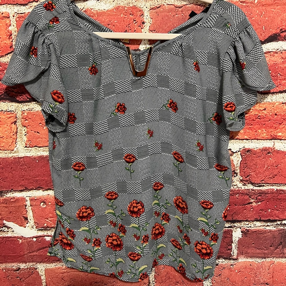 Rose pattern top